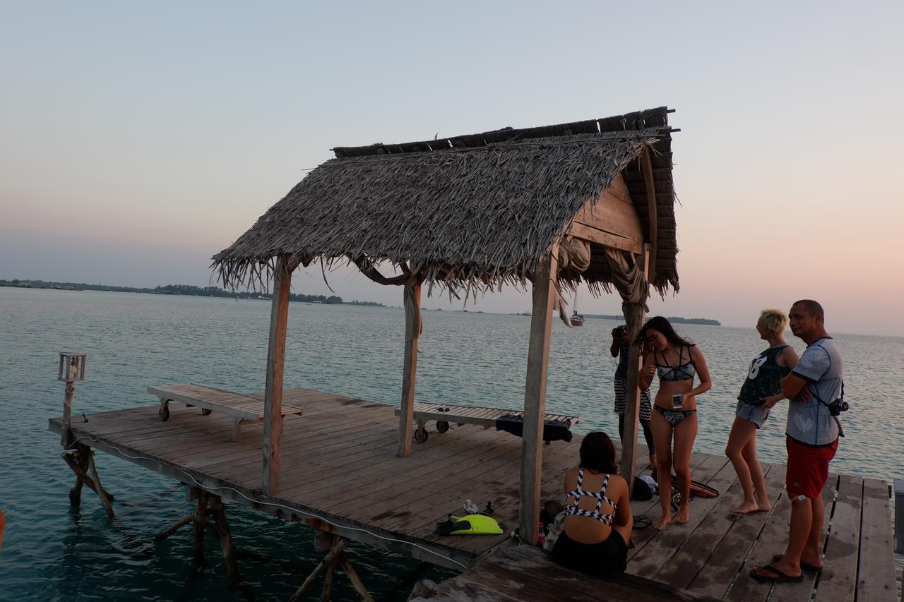 Mangrove Inn Каримунджава Экстерьер фото